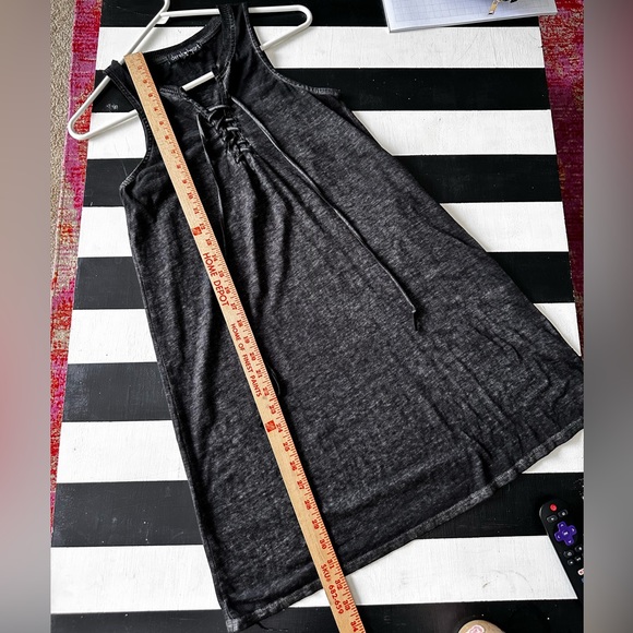 Dress - Picture 5 of 5